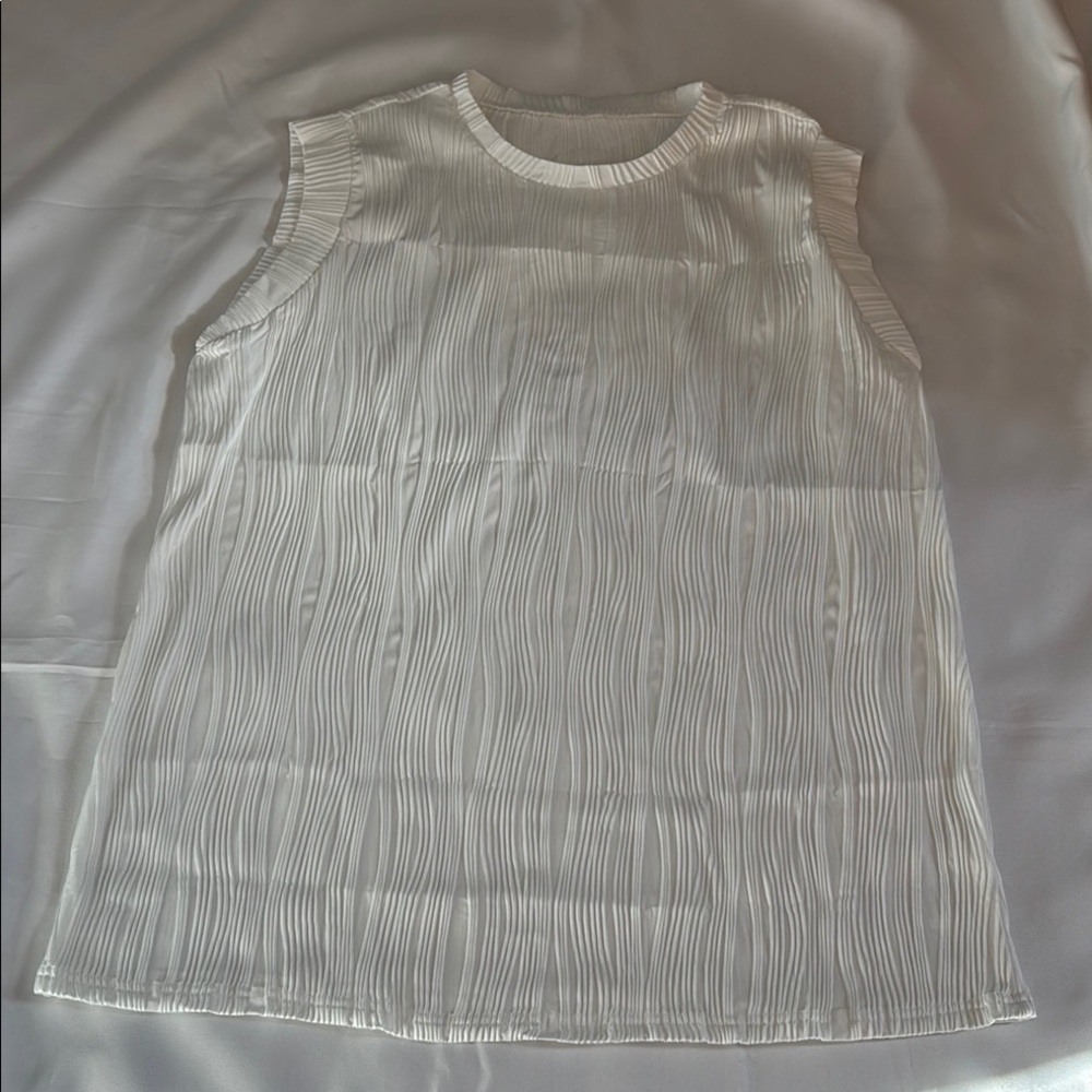 Sleeveless Textured Top White Women Size 2XL NWOT